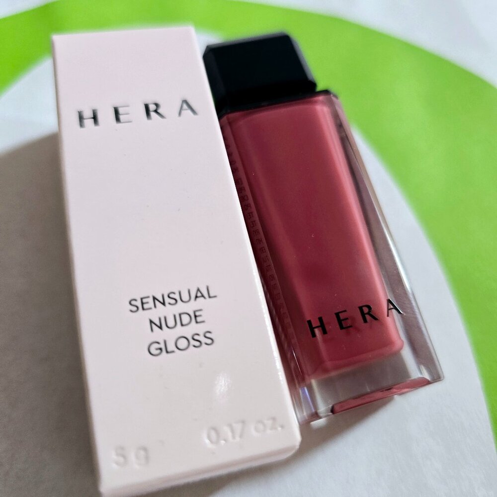 HERA Sensual Nude Gloss "Jennie's pick" #380 Cherish
